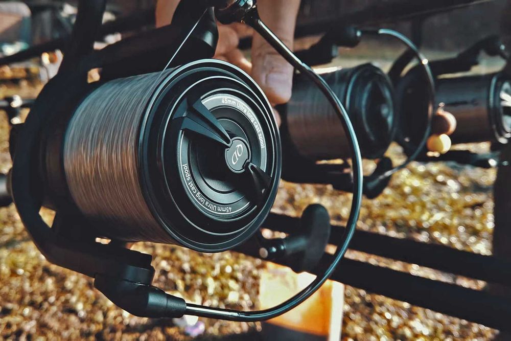 Mulineta Crap Daiwa Basia 45 SCW QD