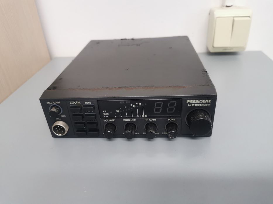 Stație CB President Herbert - DEFECTA