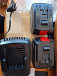 Acumulatori plus incarcator Bosch 18 V x 8000mAh
