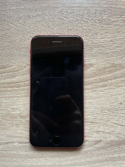Iphone se 2020 red