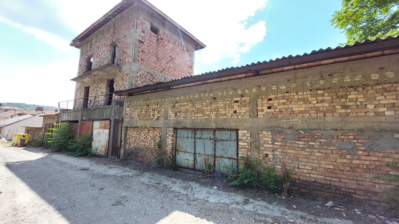 Продава се Промишлена сграда в Габрово, Център - 818 кв.м за 113 €/кв.м - Снимка #5