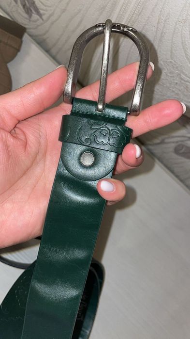 Женские ремни. В отличном состоянии по 1000