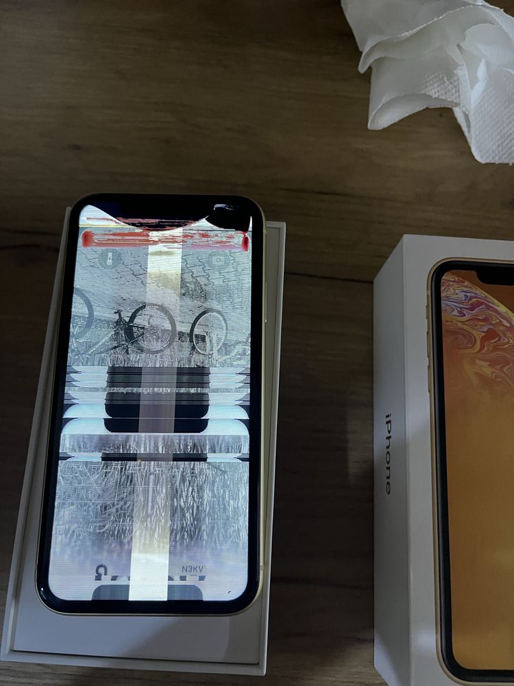 iPhone XR, 128GB за смяна на дисплей