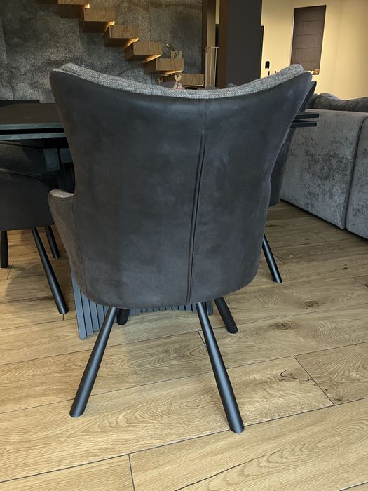 Трапезен въртящ се стол