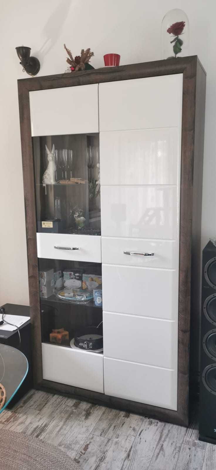 Set mobilier Sufragerie