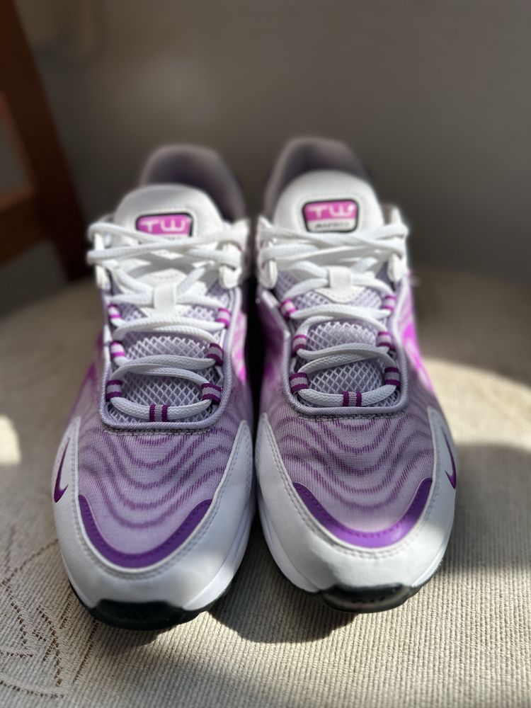 Дамски Nike Air Max TW
