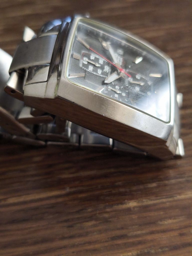 Часовник CASIO Edifice