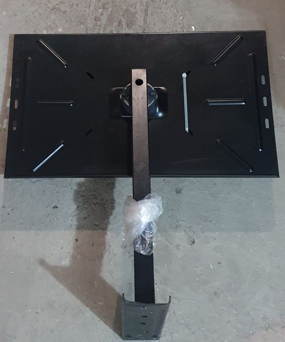 Suport metalic suspendat de televizor