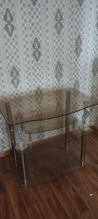 Отдам даром тумба под телевизор