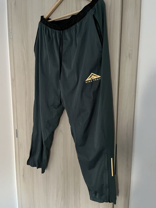 Pantaloni Nike Trail