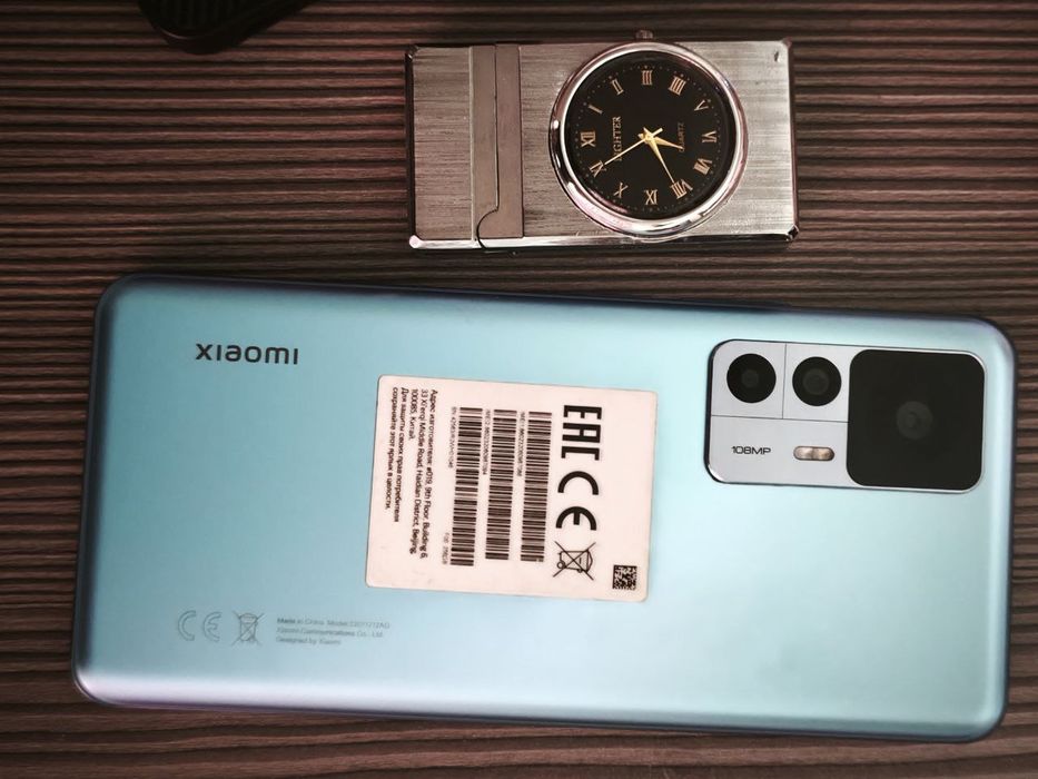 Xioimi 12T 8+8/256 сотилади зарядник бор