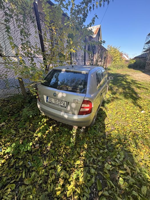 Vand Skoda Fabia pentru piese