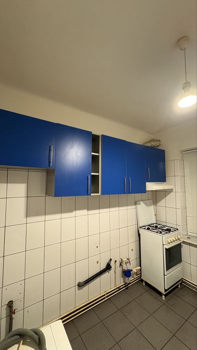 Suspendate mobila bucatarie