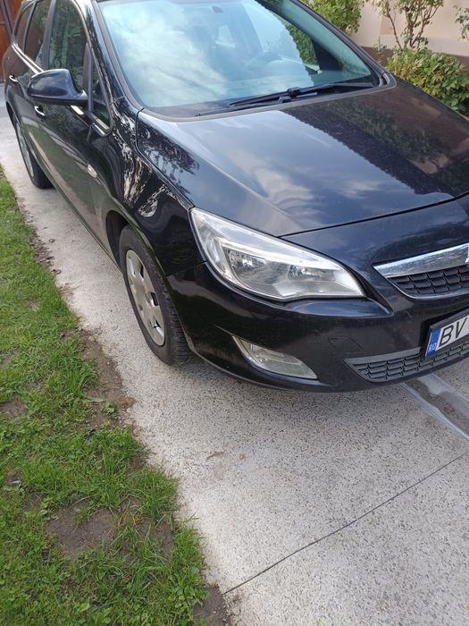 Opel asta J 1.4 benzina