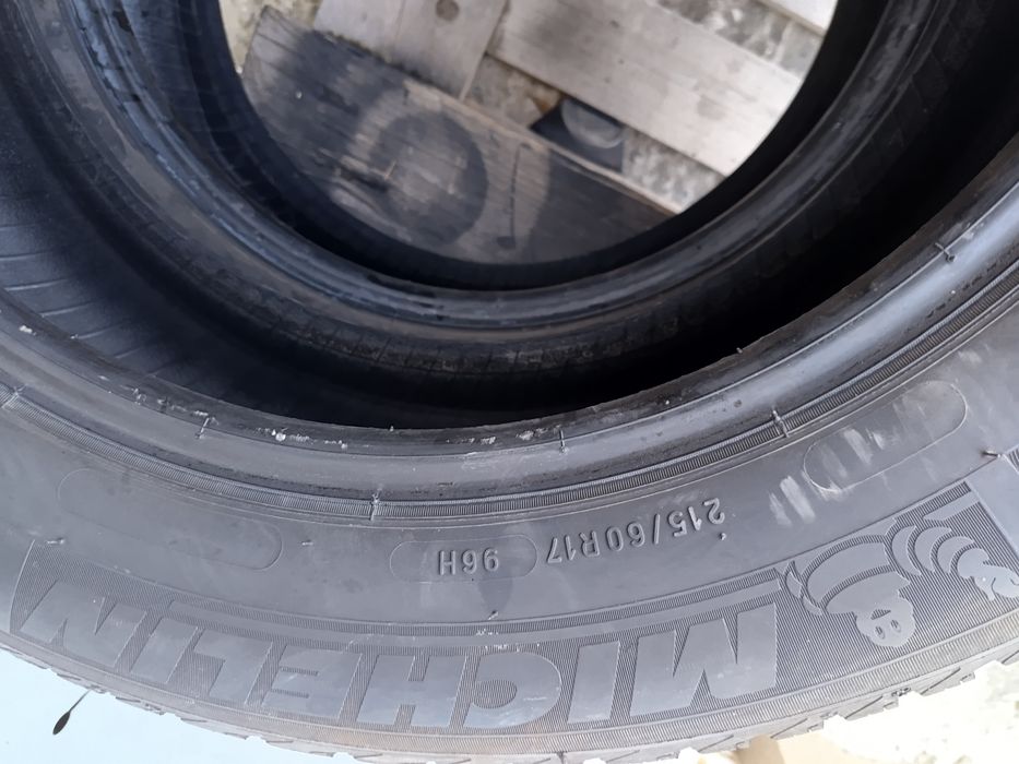 215 60R 17 MICHELIN Дот3317