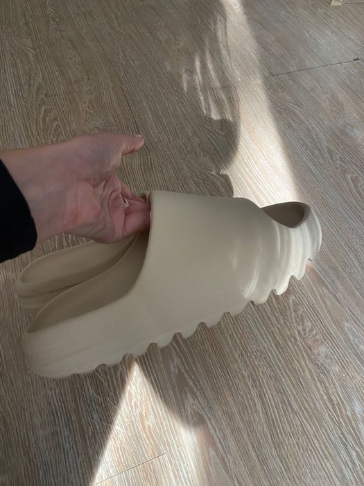 Чехли Yeezy adidas