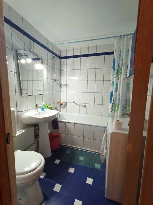 3 camere decomandate cu centrala proprie