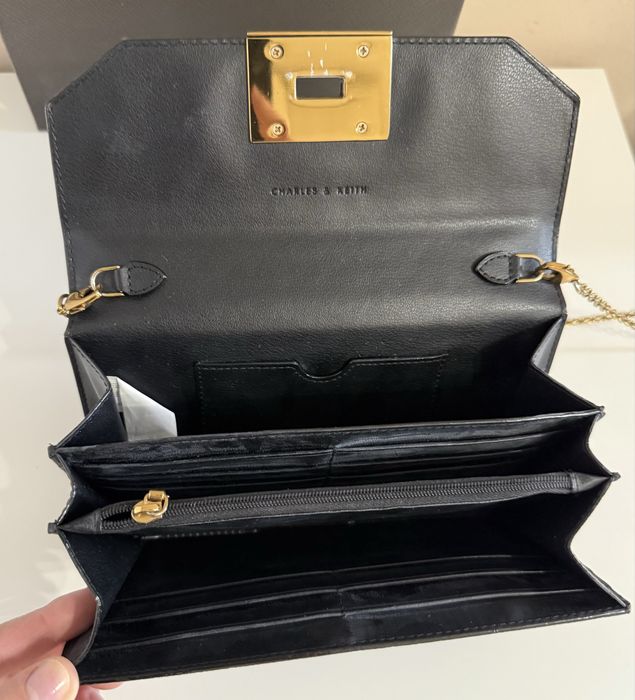 Сумка клатч Charles&Keith