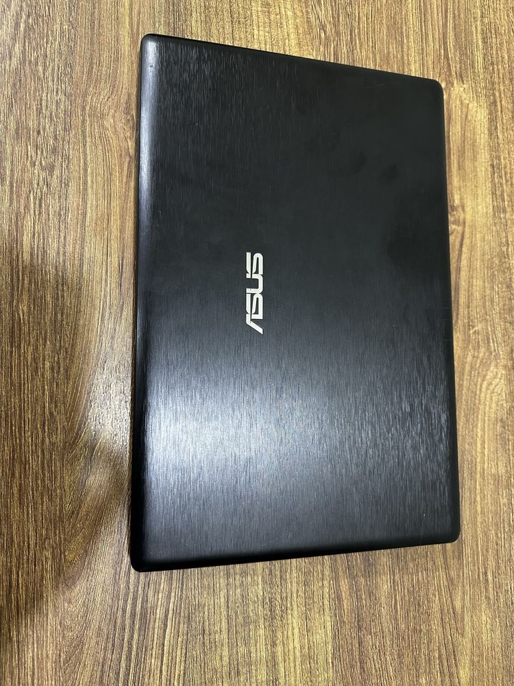 Asus black laptop