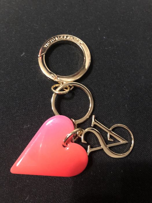 Accesoriu Victoria’s Secret, nou