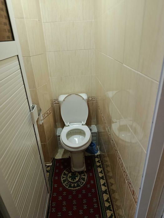 Срочно продаётся 3х комн квартира. На 3 этаже.