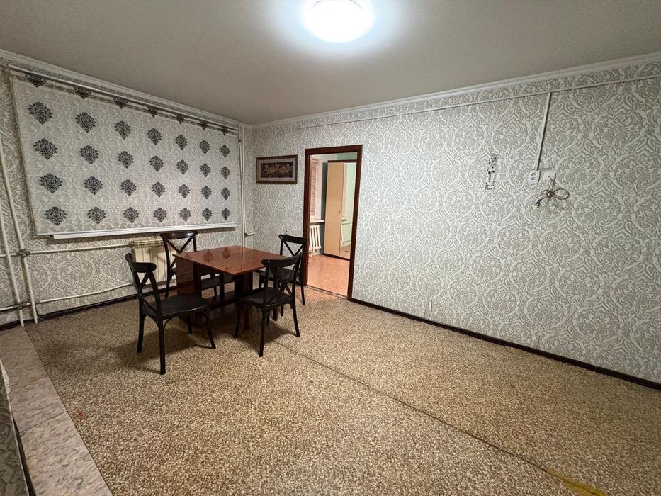 Срочная продажа 2к в районе Спутник за 10млн300тысяч!!!