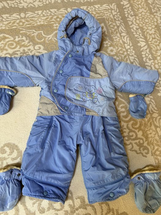 Бесплатно. 86 см. с 3 месяца до 1,6года.