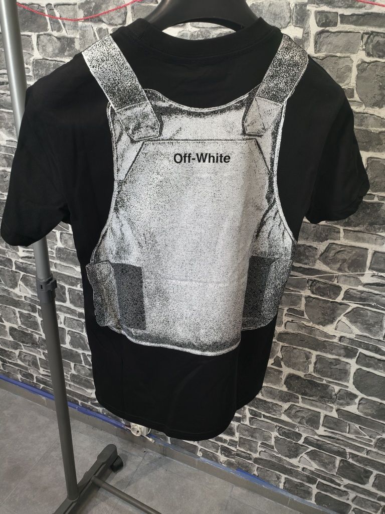 Off White тениски