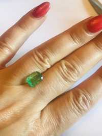 smarald natural taietura emerald