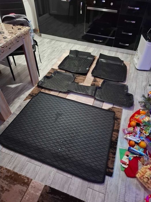 Vand tavita portbagaj si covorase Renault Kadjar