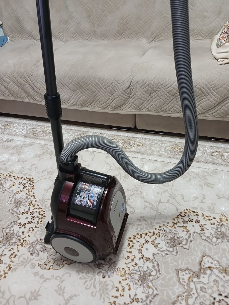 Продам пылесос Самсунг