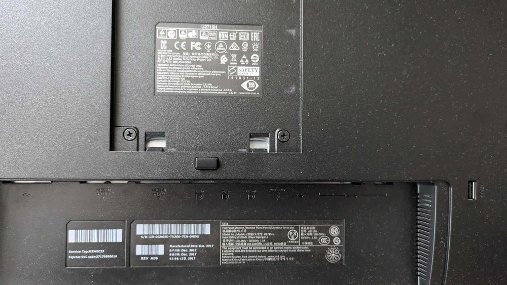 Monitor DELL 27", UltraSharp, QHD, DisplayPort, HDMI, Negru, U2715H