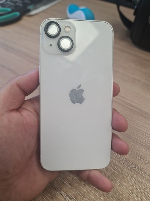 Iphone 13 128гб белый и часы SE  обмен