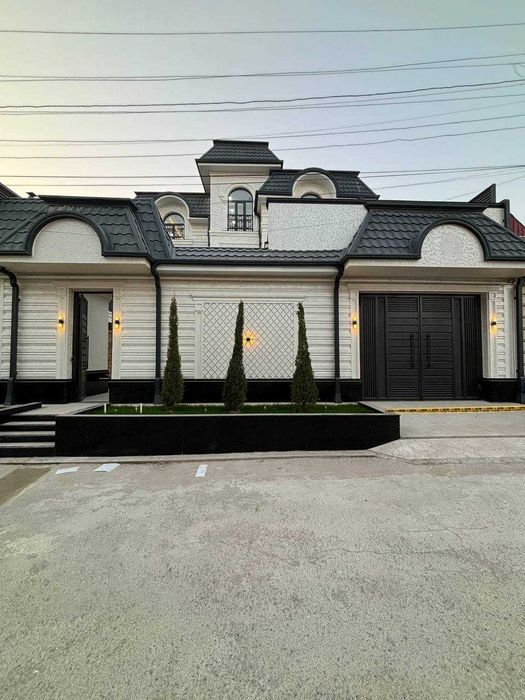 ПРОДАЕТСЯ ДОМ на Прекрасный 3 Соток 8 Комната