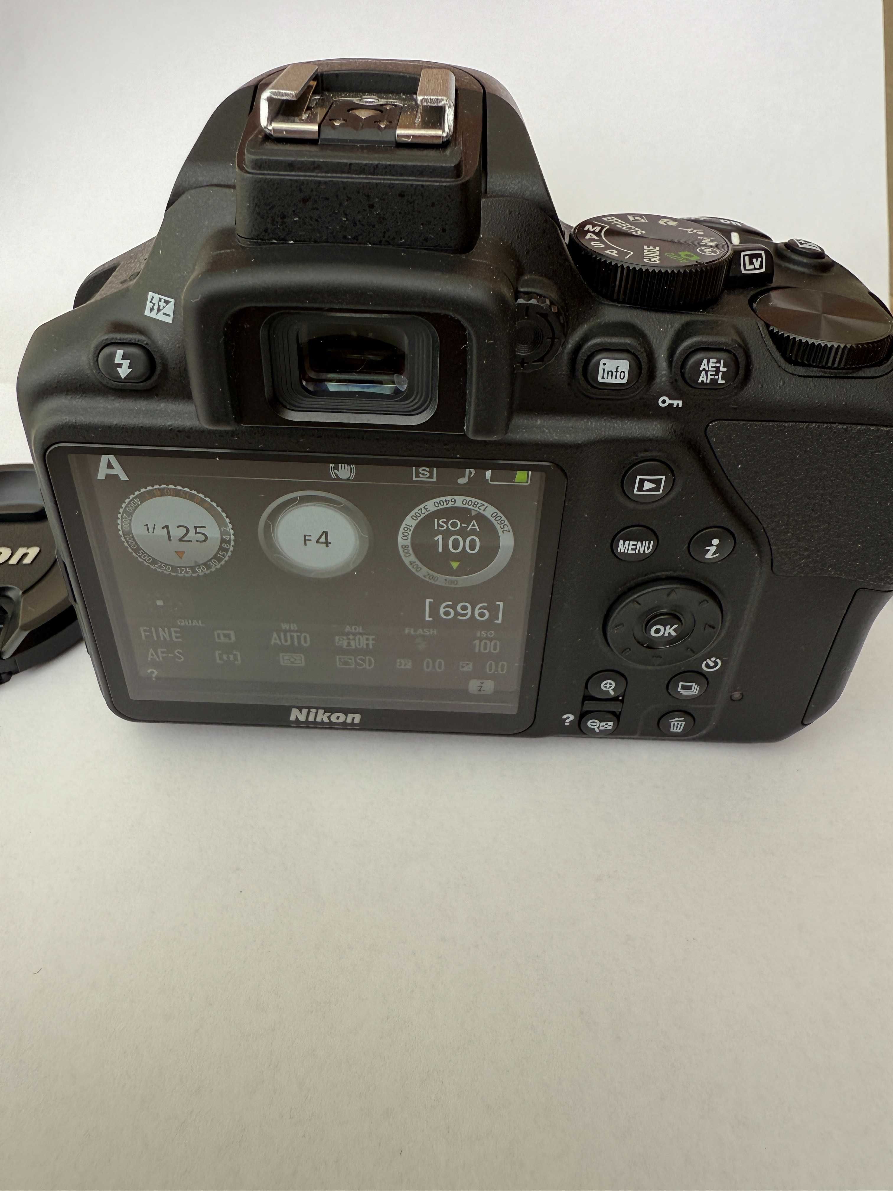Nikon D3500 D-SLR фотоапарат - 250 лв.
