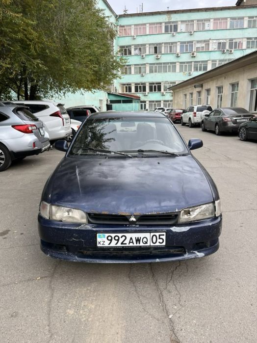 Mitsubishi lancer 1995 год на ходу