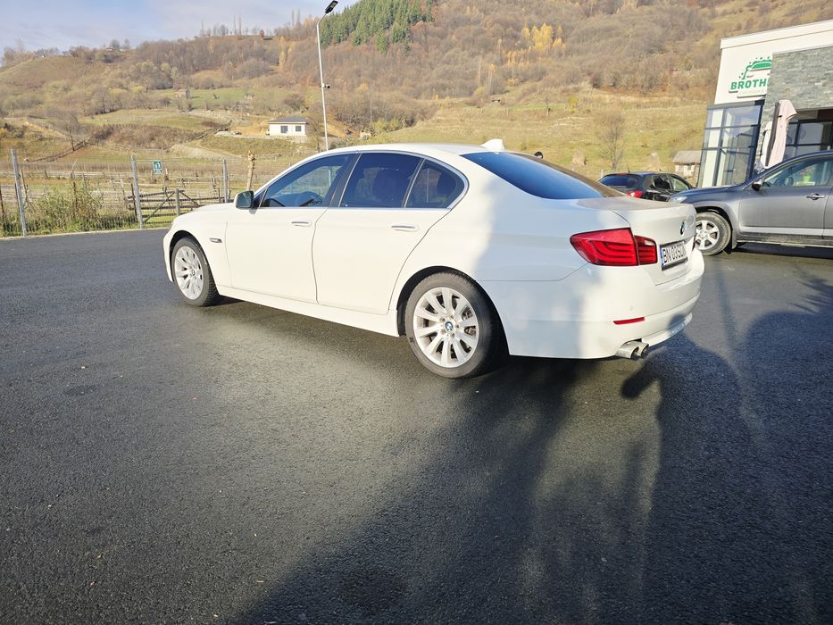 BMW 520d F10 – 2012 – Dotări full – întreținut corespunzător