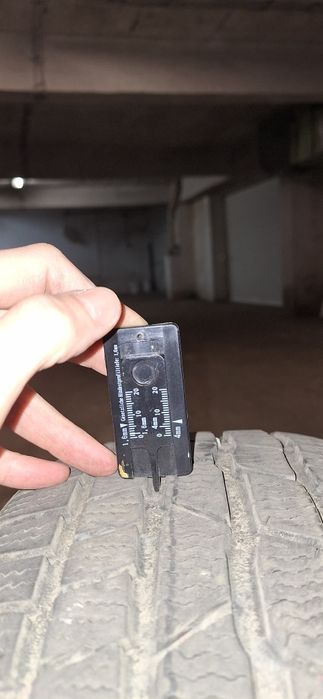 Зимни гуми 215 60 16 Континентал Continental