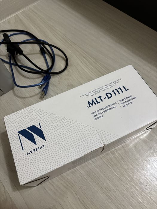 Тонер картридж MLT-D111L