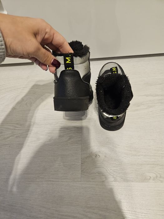 Зимни обувки H&M, 30 номер
