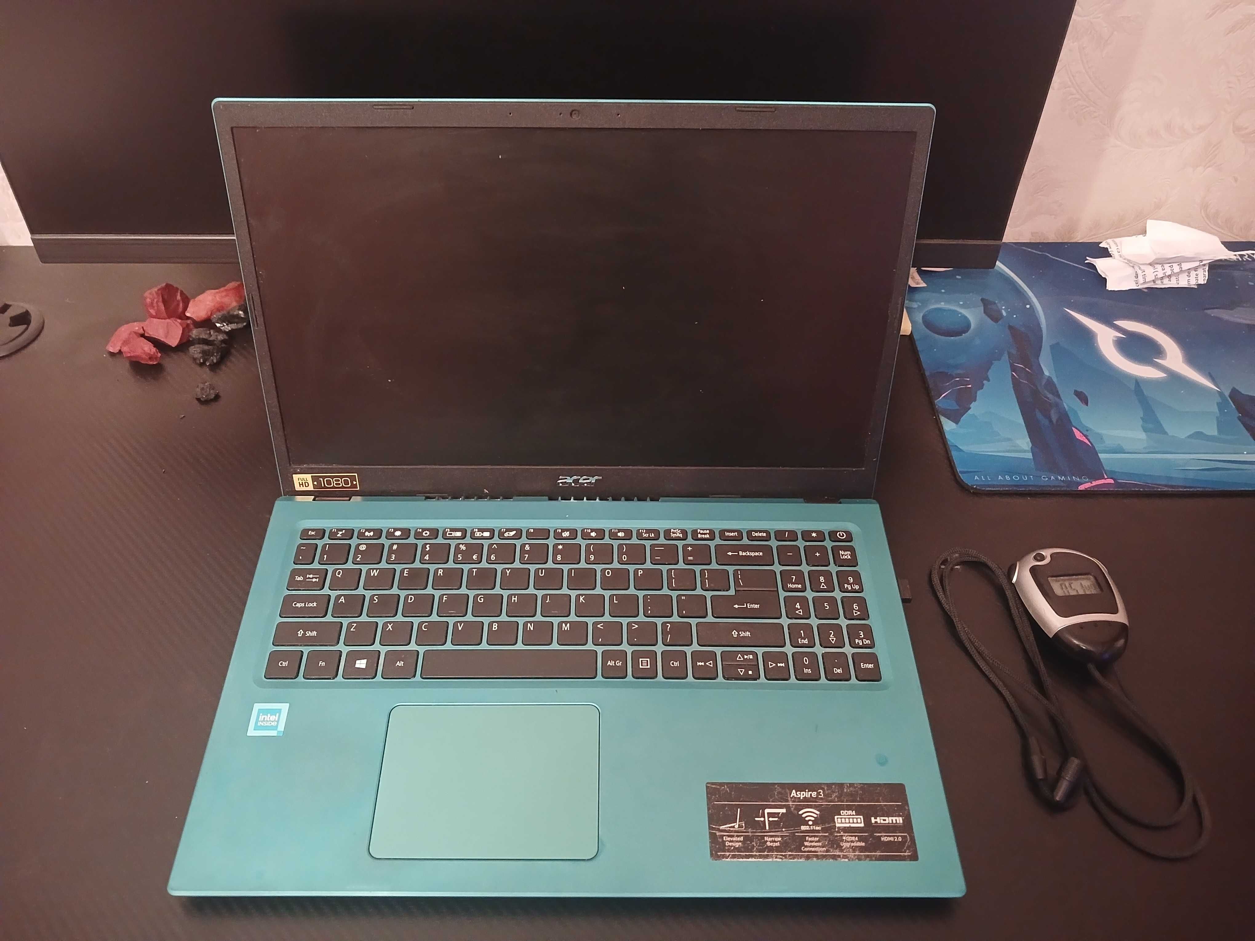 Laptop Acer Aspire 3,se vinde in cutie