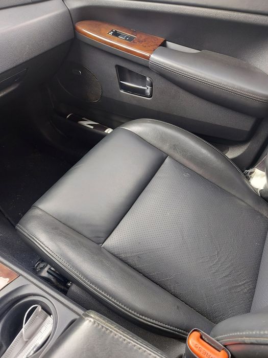 Vând jeep grand cherokee wk