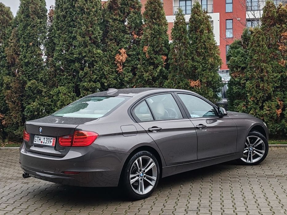 BMW F30 320d 184cp 2012 automat xenon/piele/navi mare