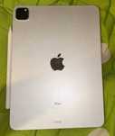 IPAD PRO 11 2ND GENERATION(2020)+magic keyboard+apple pen+2 huse