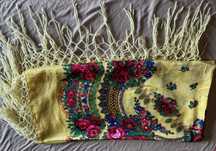 Batic traditional cu franjuri