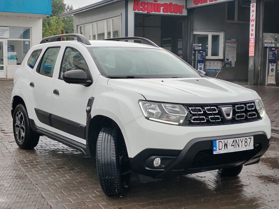 * Dacia Duster 2021 1.5 diesel. *