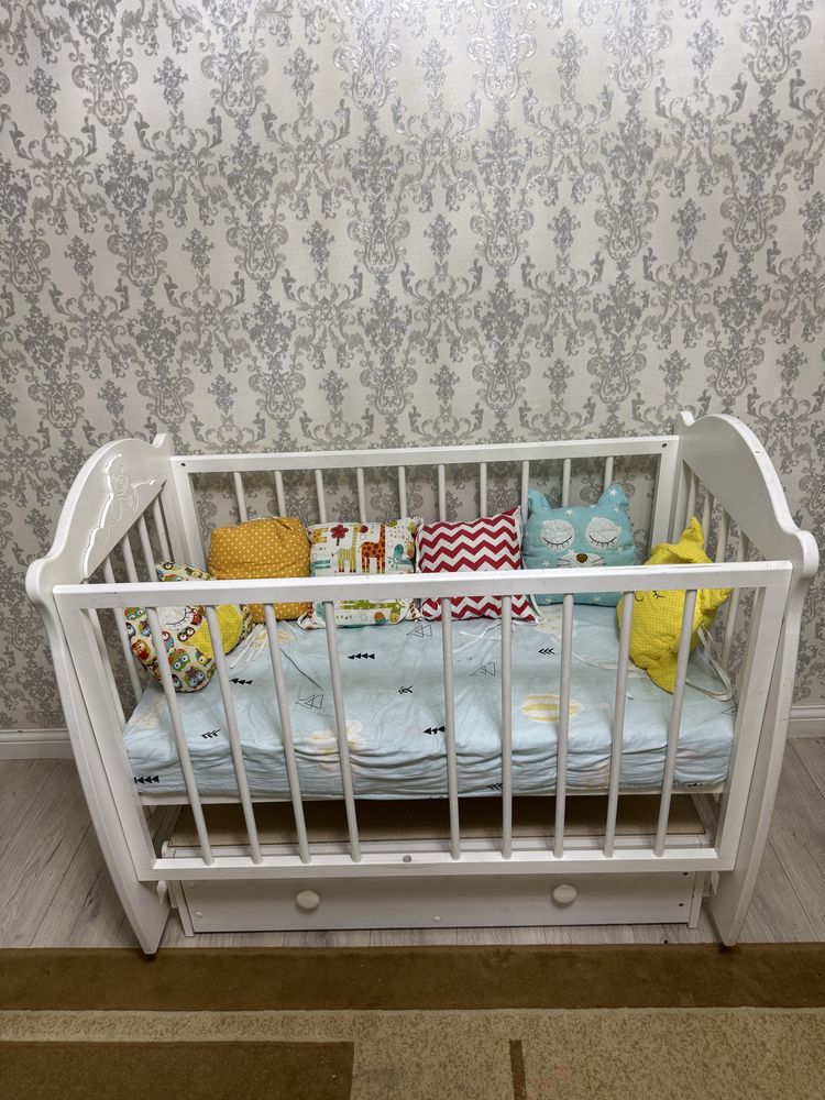 Манеж детский    ,