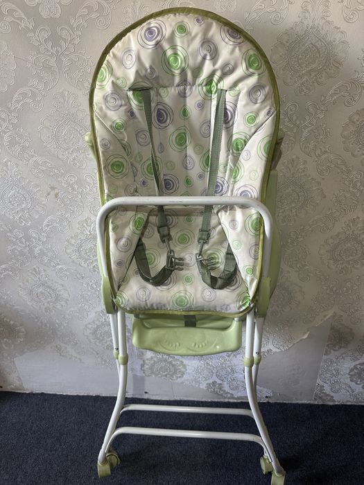 Детский стульчик для кормления