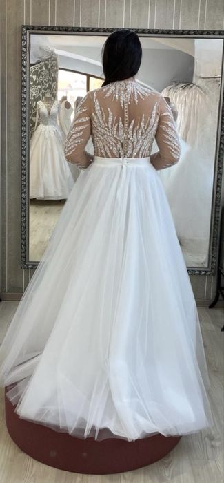 Rochie de mireasa cu sutien incorporat purtata doar 3 ore!!