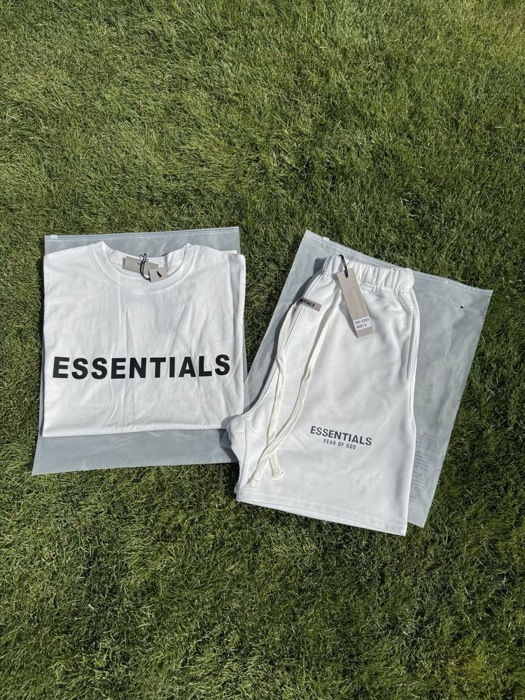 Compleu scurt Alb  Essentials Fear of God / PREMIUM 2025